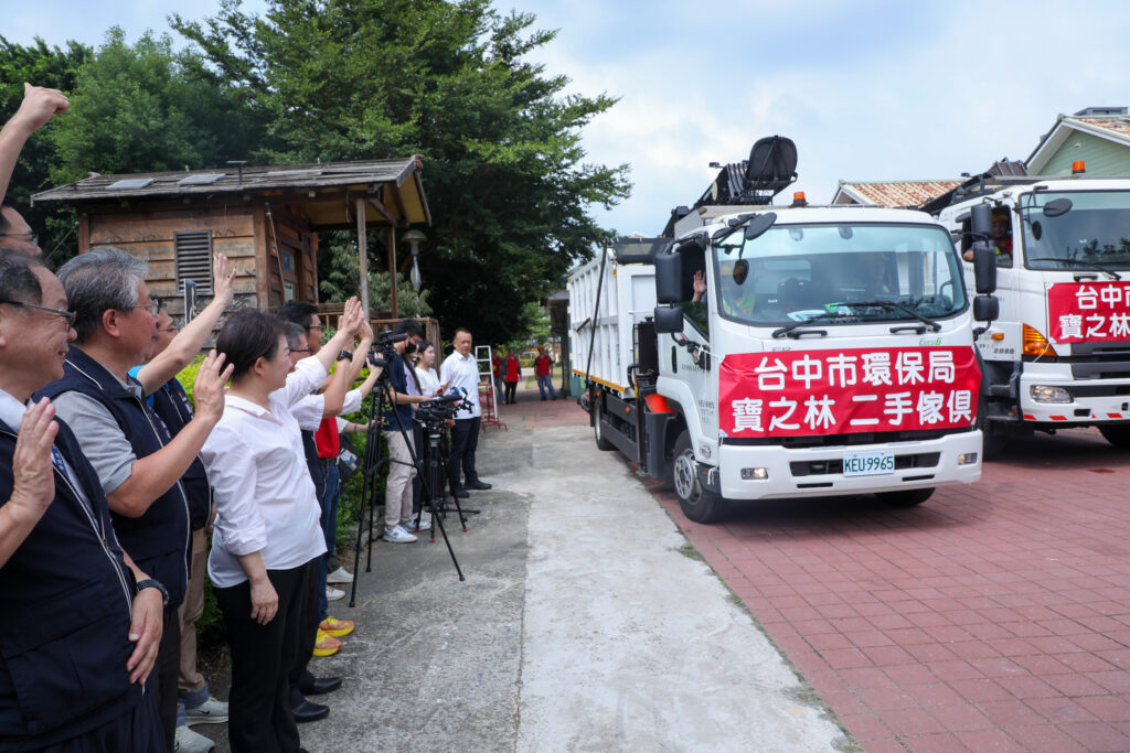 台中市「家具超人」送暖    「寶之林」再生家具馳援花蓮