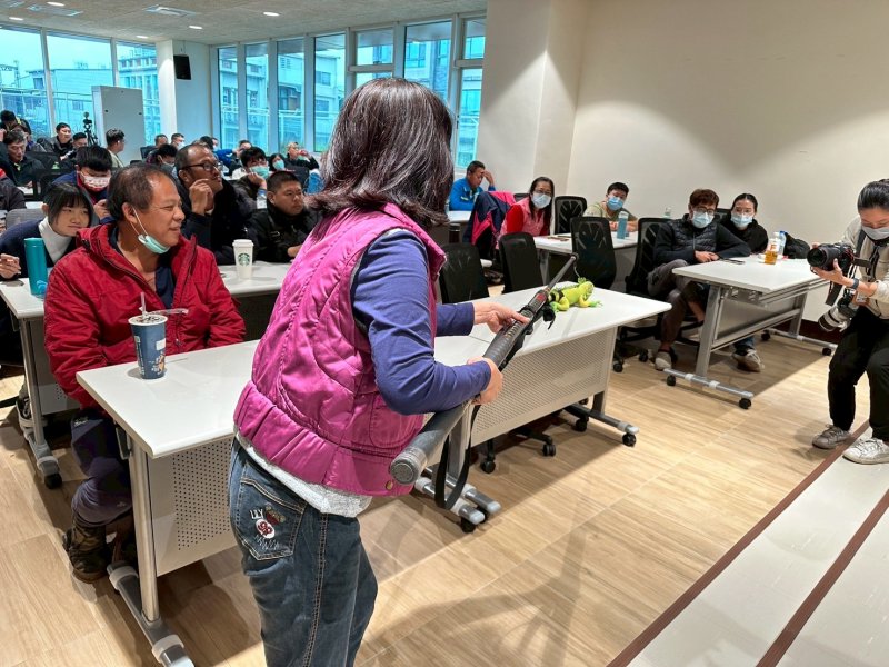 屏縣115年綠鬣蜥移除教育訓練 10月9日起開放報名