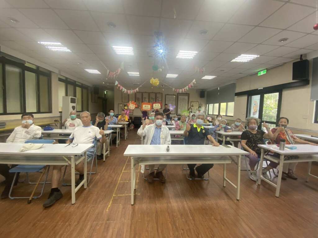 ▲深化在地安寧服務,守護自主權益,中彰榮家持續推動預立醫療決定諮詢。(中彰榮家提供)