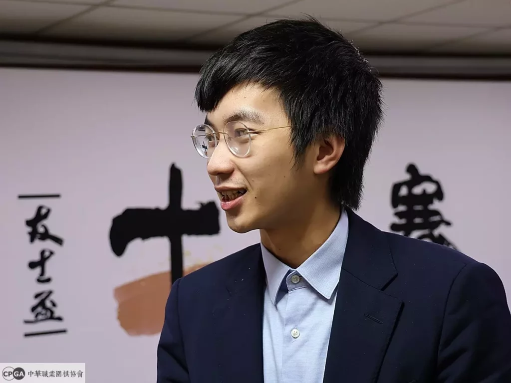 第15屆友士盃十段挑戰賽於10月8日正式落幕，由十段衛冕者許皓鋐贏得最後勝利