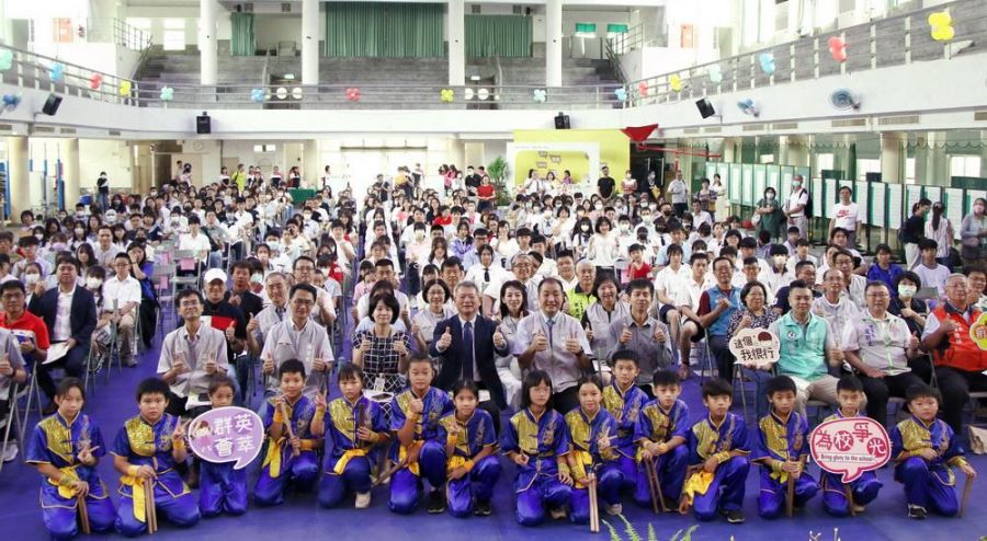 嘉市114年度語文競賽頒獎典禮 林瑞彥頒獎為選手送上鼓勵