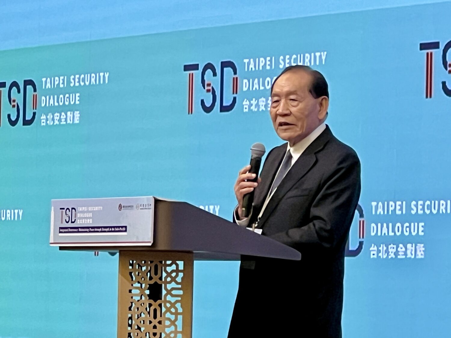 「2025 台北安全對話」由國防院董事長、一級上將霍守業致開幕詞。(記者/司徒 攝)