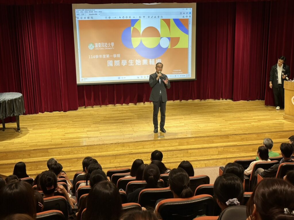 辦學績效卓著 嶺東科大國際新生創新高 5 %E9%99%B3%E4%BB%81%E9%BE%8D%E6%A0%A1%E9%95%B7%E8%87%B4%E8%A9%9E%E6%AD%A1%E8%BF%8E%E5%A2%83%E5%A4%96%E6%96%B0%E7%94%9F%E5%8A%A0%E5%85%A5%E5%B6%BA%E6%9D%B1%E5%A4%A7%E5%AE%B6%E5%BA%AD