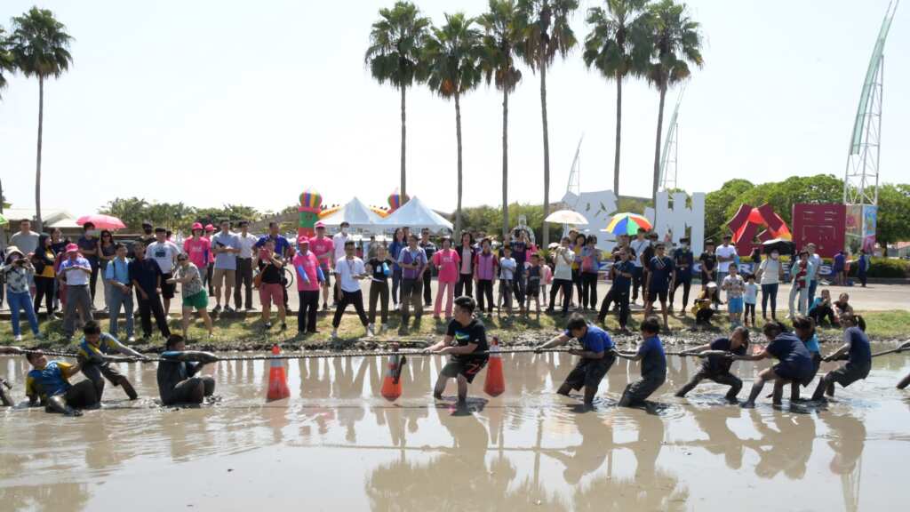 ▲溪州提拔泥童話趣,雙十連假掀起玩泥熱潮。(資料畫面/記者林明佑翻攝)