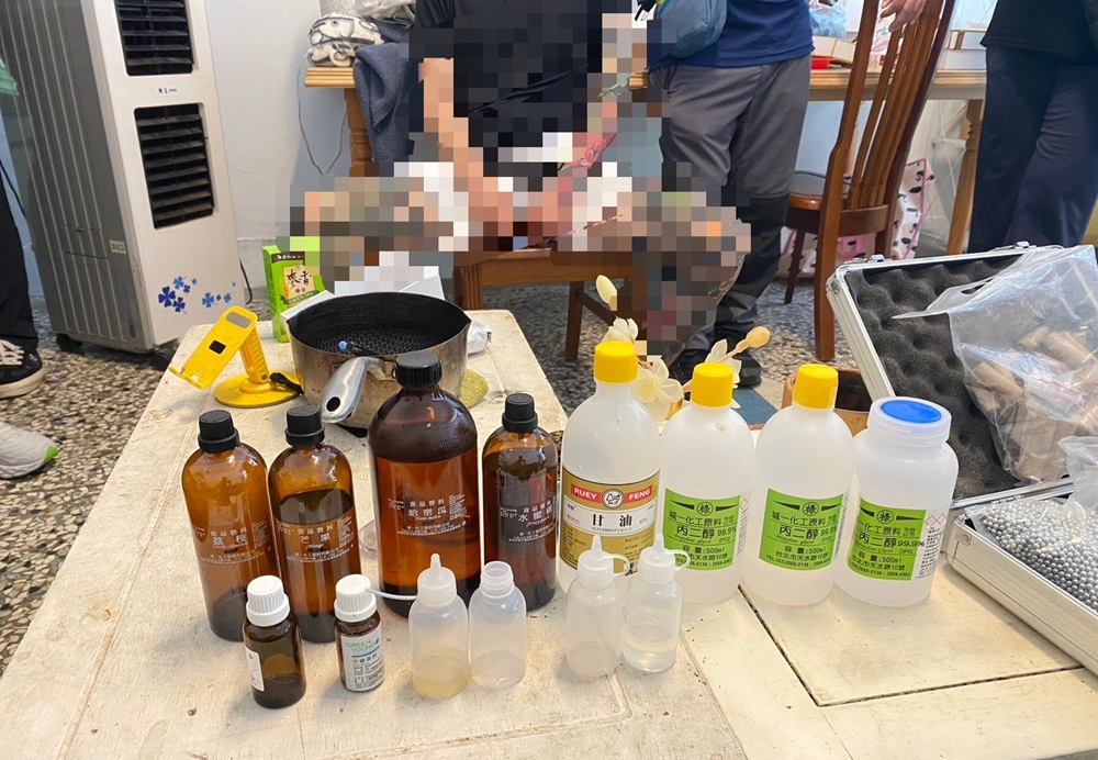 瓦解跨縣市喪屍菸彈販毒網絡 查扣依托咪酯菸油逾2.5公斤 209 cnews204251009a05