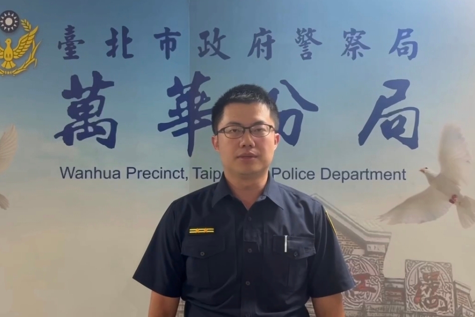 職業賭場隱身民宅掩人耳目  萬華警持搜索票攻堅逮22人