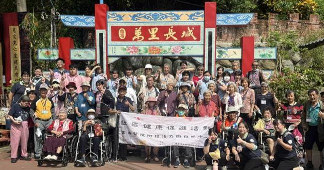 圖文:台灣萬里長城國慶日優惠名字有「雙十」或「國慶」皆可免費暢遊萬里。