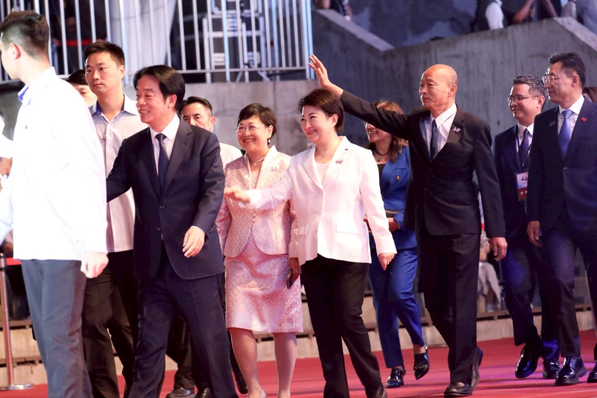 ▲雙十國慶晚會市長盧秀燕與總統及貴賓。(圖/中市府提供)