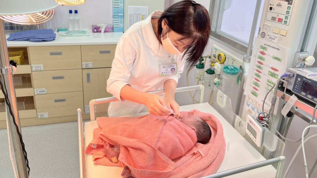 ▲彰基迎來三位國慶寶寶，還有7位待產孕婦盼添喜。（彰化基督教醫院提供）