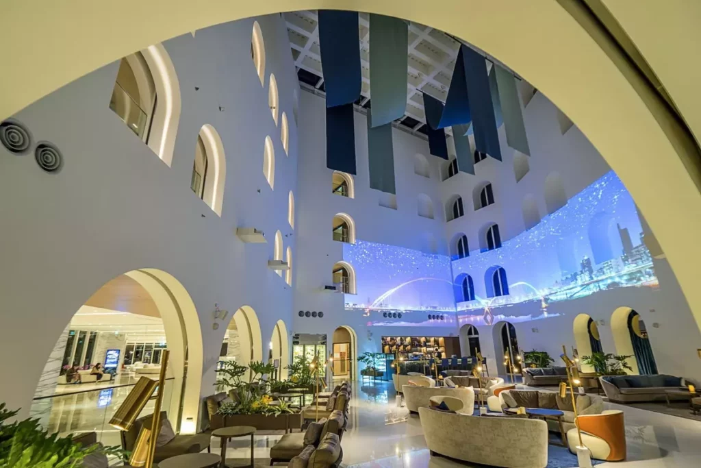 十月特別推出全新系列企劃——「滬尾之星爵士之夜」,邀請樂迷於秋季的週五夜晚,沉醉於現場爵士樂的靈魂律動之中。(圖-將捷金鬱金香酒店提供)