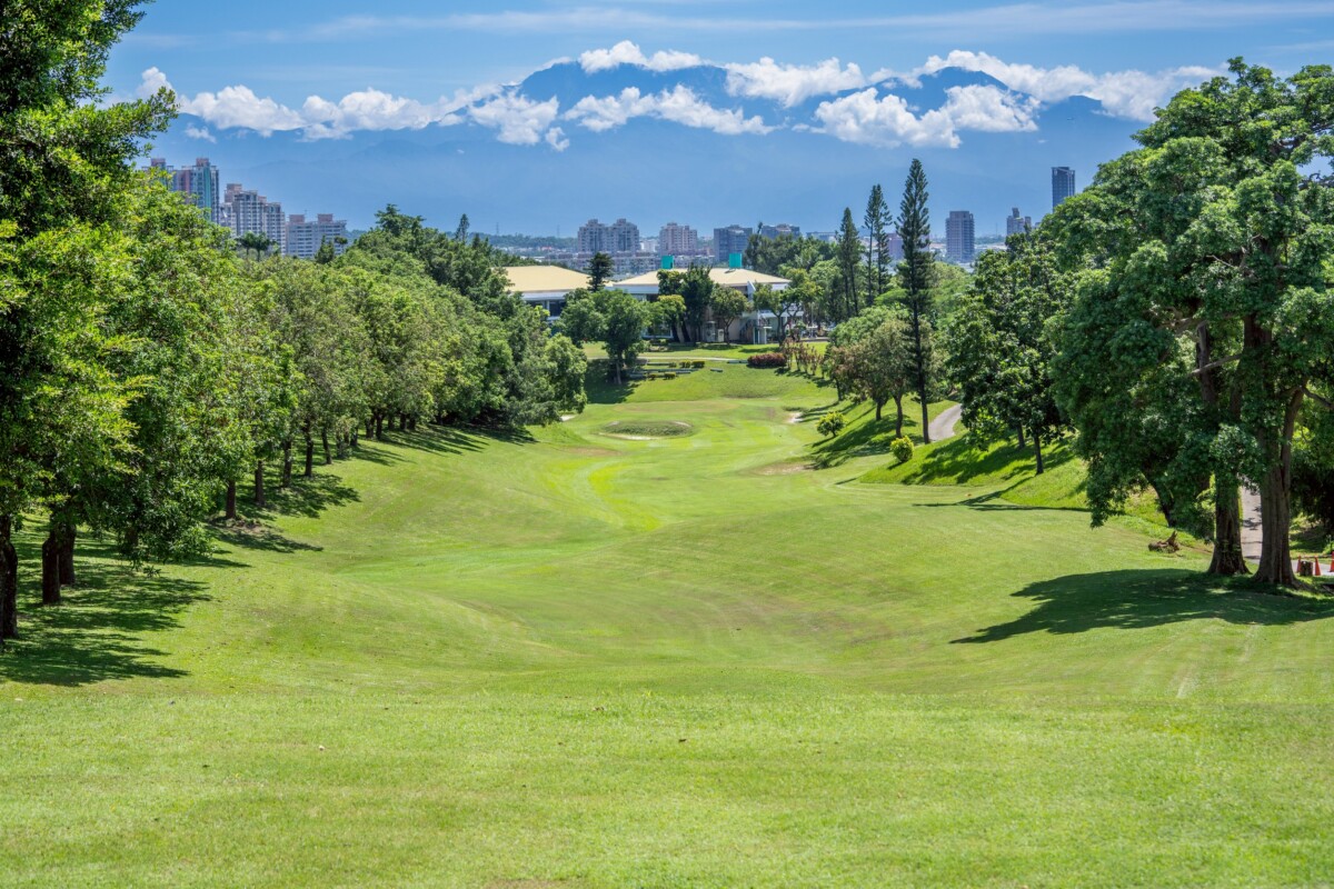 ▲高雄果嶺自然公園天氣好時可遠眺北大武山，預計將於10月開放一般民眾進入園區。