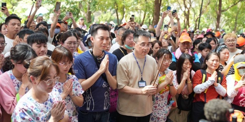 白沙屯媽祖竹北贊境   鄭朝方： 6萬民眾一城的虔心！滿城的感動！