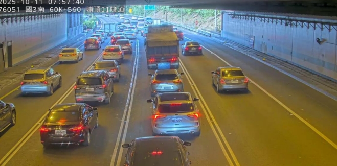 雙十連假湧車潮!高公局曝下午重點壅塞路段 1760161841271