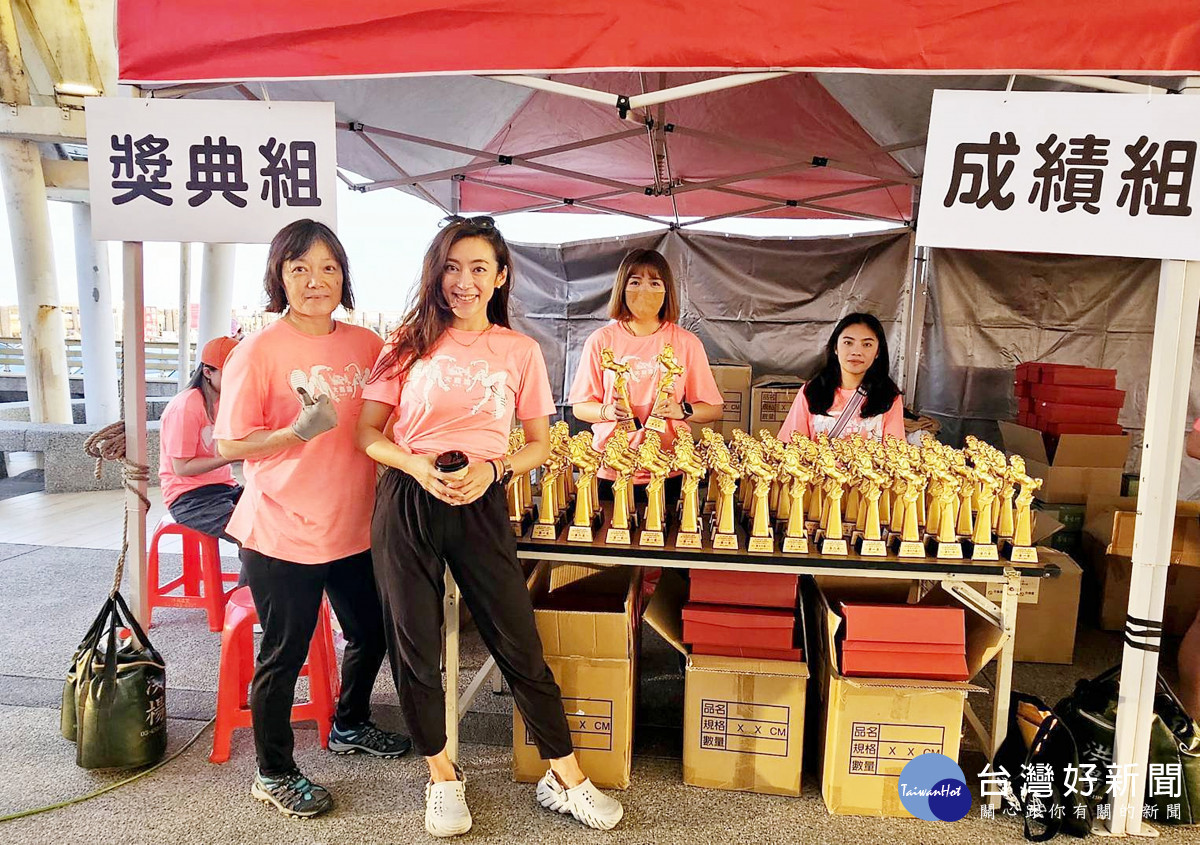 第五屆大觀盃海洋雙港超半程馬拉松 四千名選手竹圍開跑欣賞桃園沿海美景