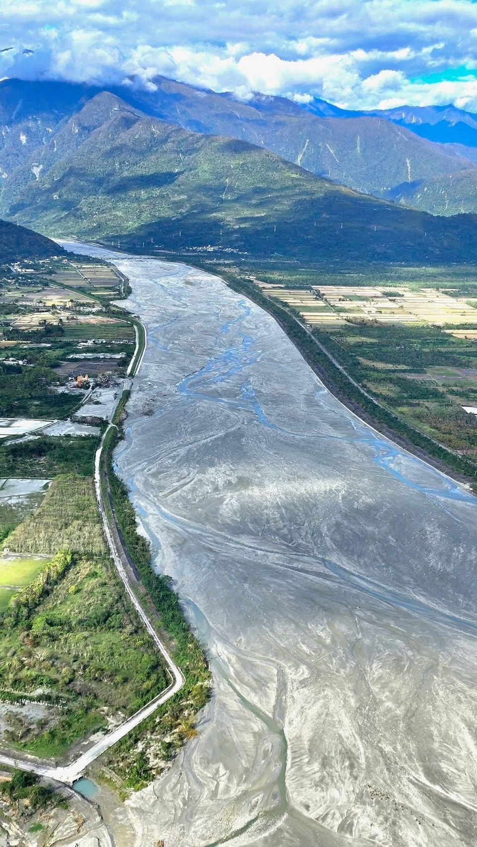批馬太鞍事件經濟部怠職釀人禍 花蓮國民黨團籲徹查並國賠災民 232 批馬太鞍事件經濟部怠職釀人禍 花蓮國民黨團籲徹查並國賠災民 231