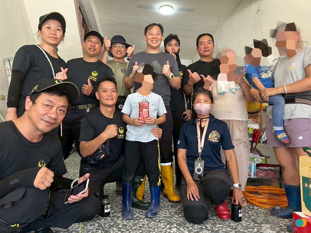 花蓮光復阿嬤堅強撐家計 新北特搜隊員跨縣再送暖 213 cnews204251012a07