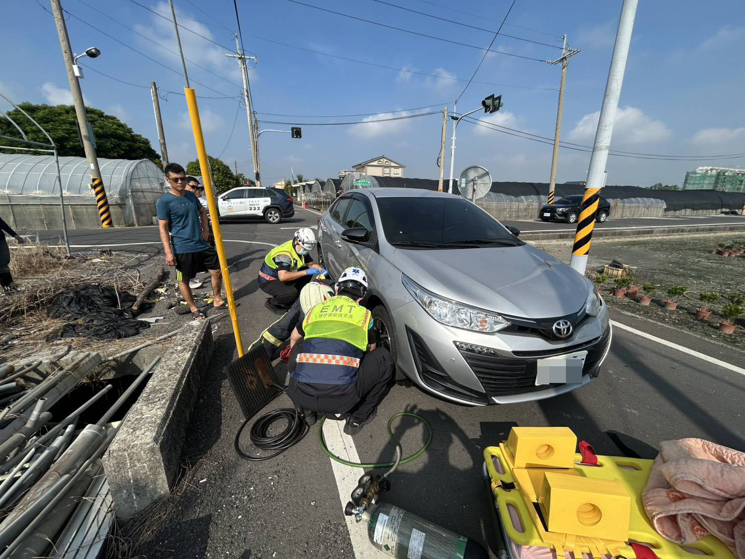 永靖巷口驚傳死亡車禍!79歲婦人被壓車底 搶救不治 - https://www.watchmedia01.com