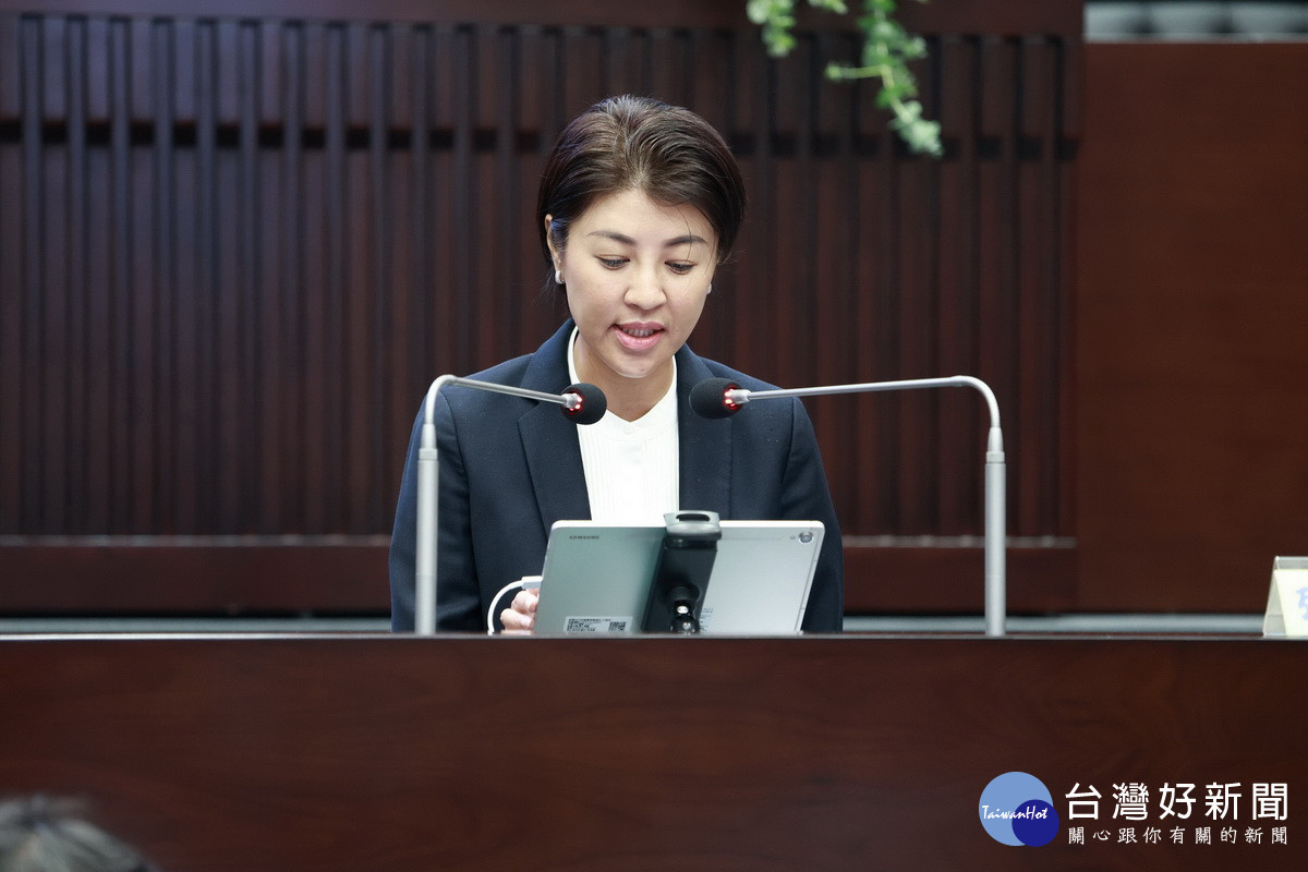 許縣長說10月底將可達零負債目標。(縣府提供)