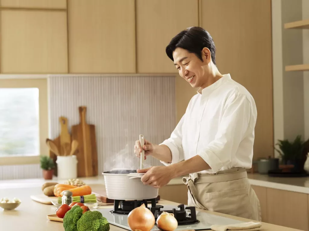 _好侍食品代言人MASA主廚,親自研發日式豪華火鍋料理