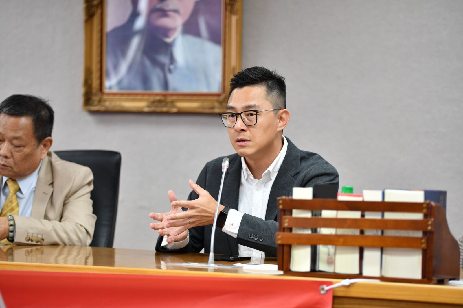 詹為元指國民黨需「劉備型」主席 力挺無私無我「造王者」郝龍斌 208 詹為元指國民黨需「劉備型」主席 力挺無私無我「造王者」郝龍斌 207