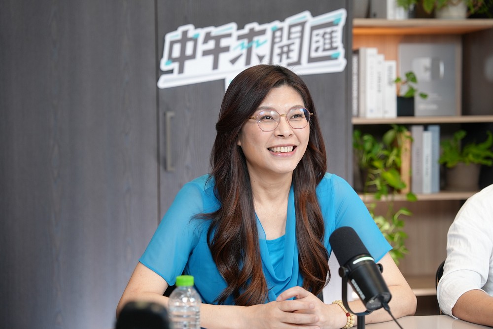 【藍蝴蝶專欄】避談深水區、何來大格局?鄭麗文的「直球對決」才是國民黨的止痛藥 246 【藍蝴蝶專欄】避談深水區、何來大格局?鄭麗文的「直球對決」才是國民黨的止痛藥 245