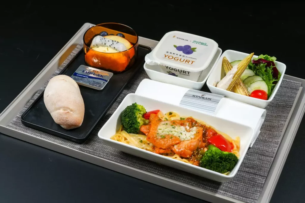 星宇航空機上早餐優格全面升級為馬修嚴選鮮乳優格/圖:品牌提供