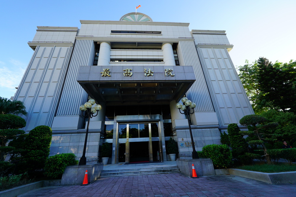 被控貪污、偽文 顏寬恒限制出境抗告遭駁 確定延長8月 234 被控貪污、偽文 顏寬恒限制出境抗告遭駁 確定延長8月 233