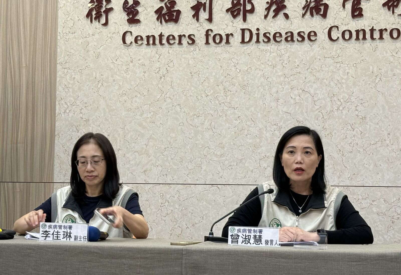流感就醫首降「少1成」! 疾管署:過不過高峰未來二週關鍵期 240 流感就醫首降「少1成」! 疾管署:過不過高峰未來二週關鍵期 239