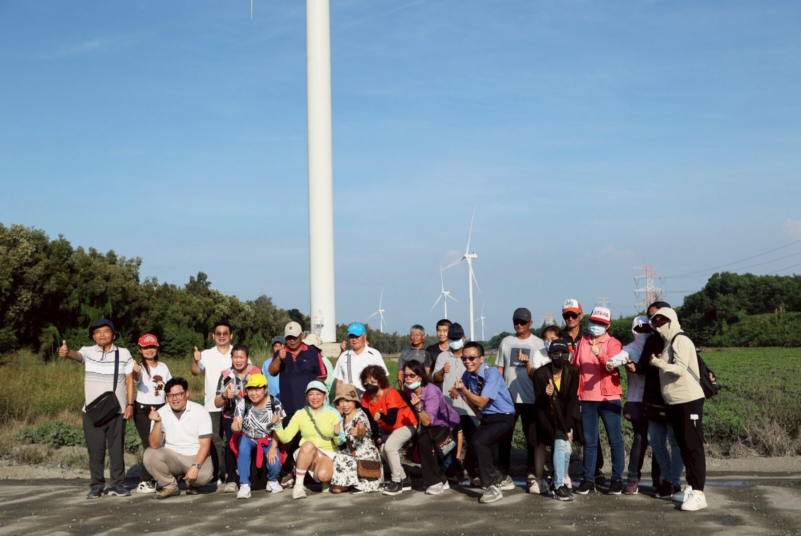 【有影】枋山鄉民親訪崙背風電場 體驗綠能與農業共榮 216 【有影】枋山鄉民親訪崙背風電場 體驗綠能與農業共榮 215