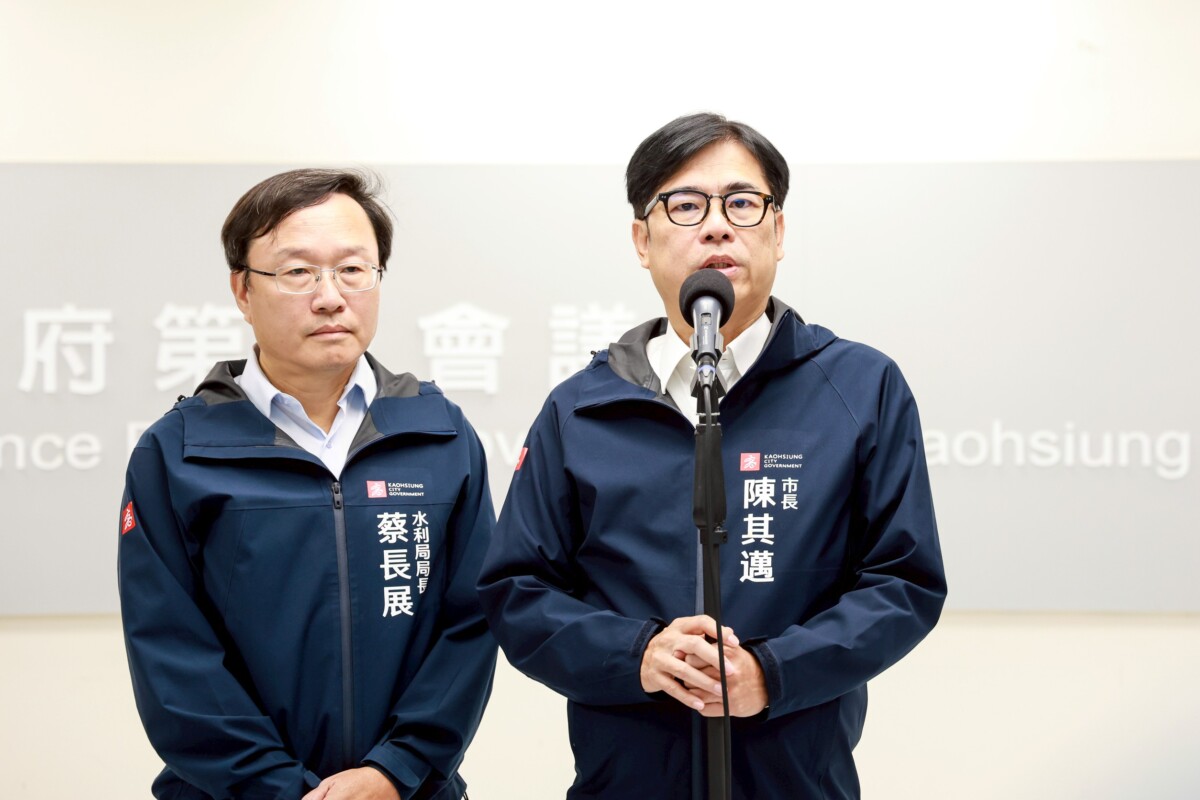 ▲陳其邁市長譴責國民黨民代未經事實查證不實爆料指控,強調市府一切依法行政,不能因選舉、政治而遭到扭曲、抹黑,有必要就事實澄清,捍衛公務員清白。