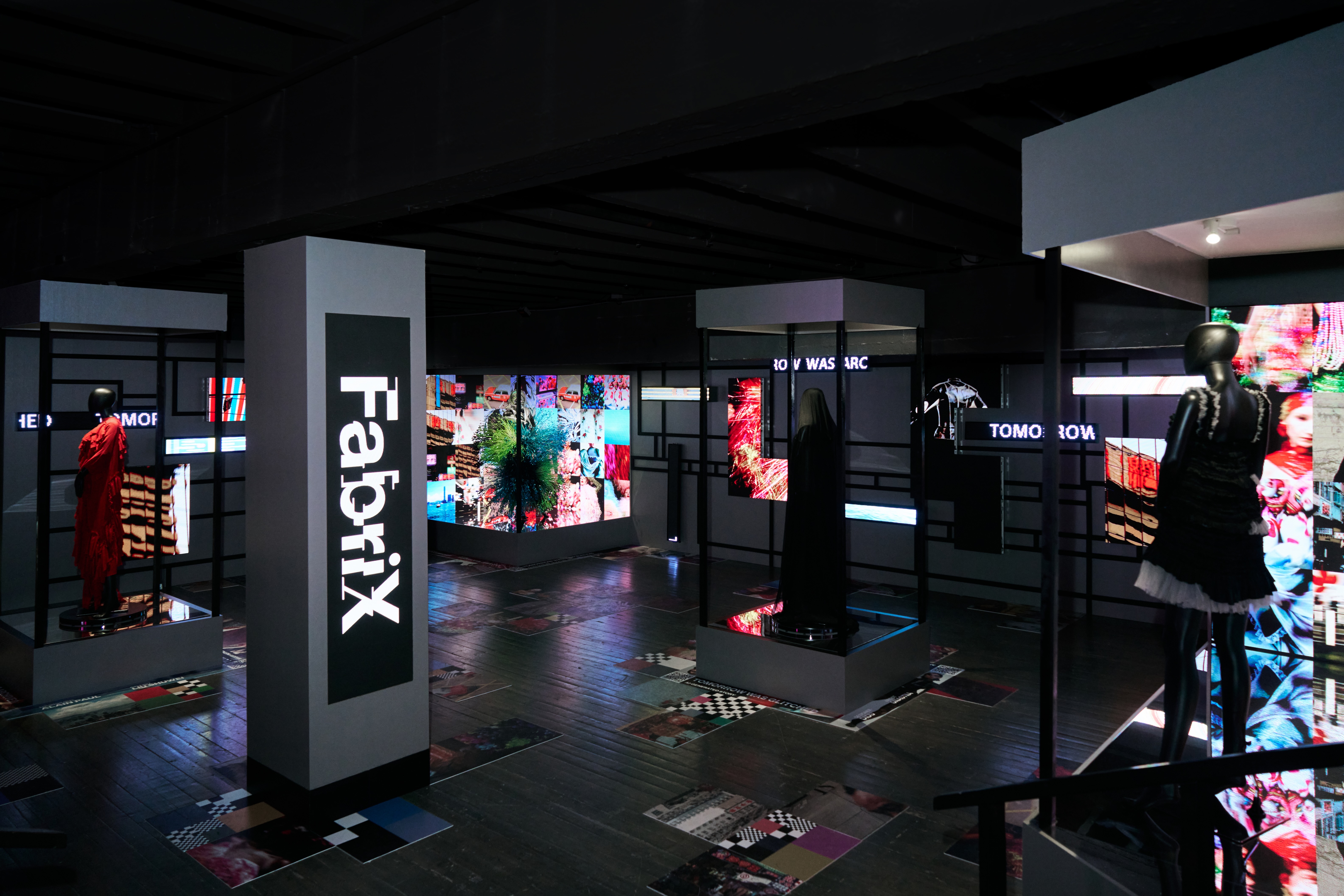 FabriX 在巴黎時裝週2025策展多感官時裝展覽