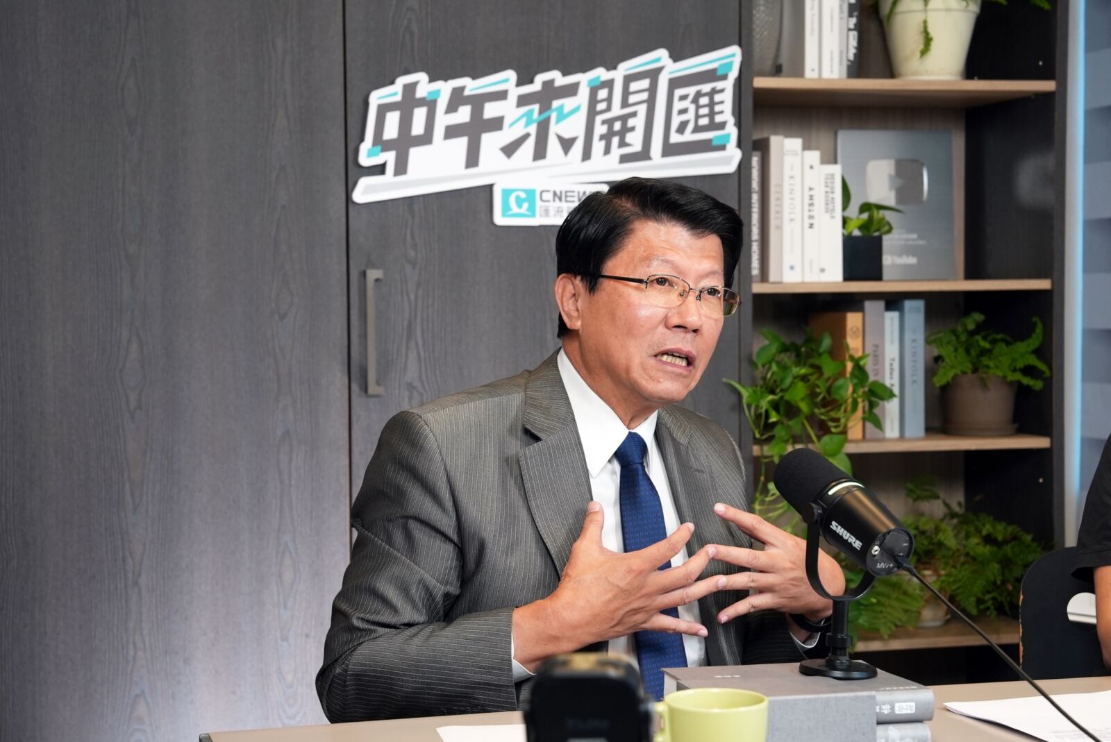 中午來開匯／稱2026陳亭妃、林俊憲都不是對手　謝龍介嗆要與賴清德直球對決 241