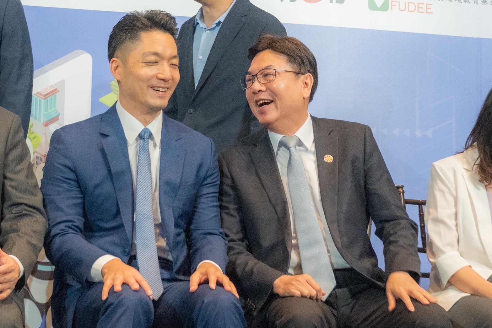 北北桃3市長「英雄所見略同」 劉和然接棒表態支持郝龍斌 232 北北桃3市長「英雄所見略同」 劉和然接棒表態支持郝龍斌 231