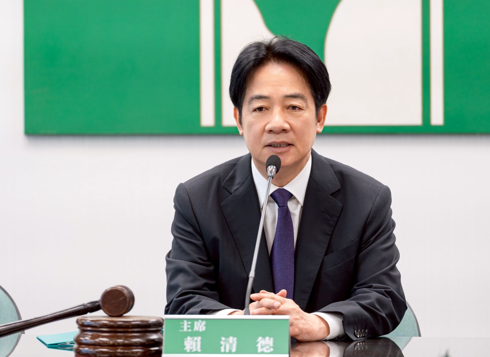 賴清德點名光電板議題要闢謠 陳亭妃喊:我被斷章取義 244 賴清德點名光電板議題要闢謠 陳亭妃喊:我被斷章取義 243