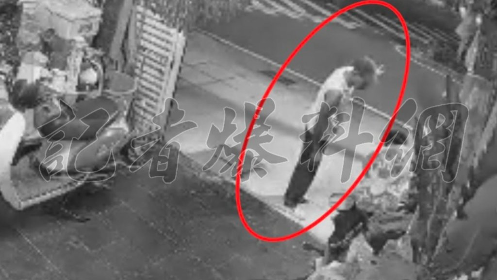 獨/高雄國中生遭撞飛5米遠!駕駛「肇事逃逸」爸爸挨家挨戶淚求畫面