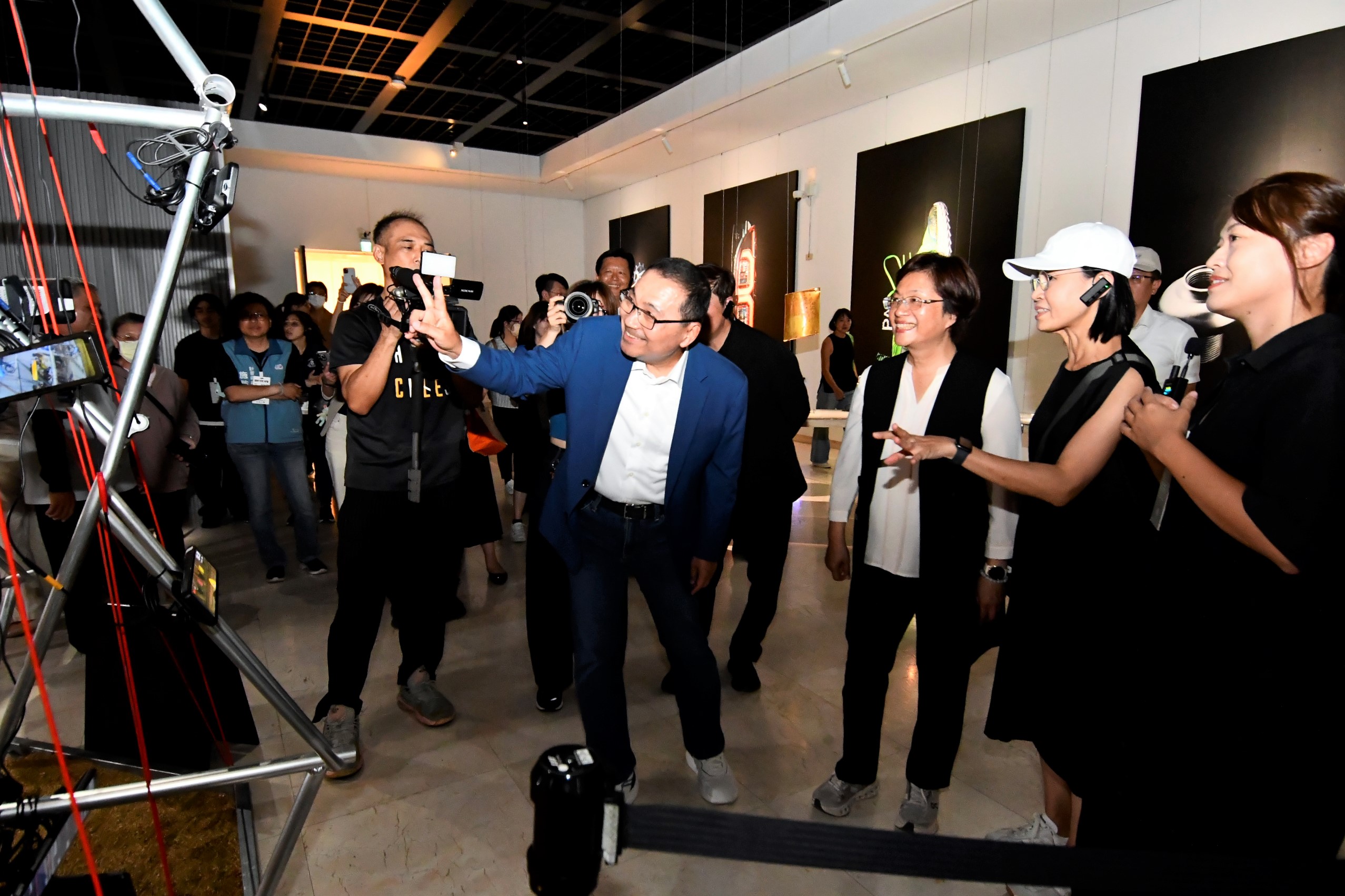 新北市長侯友宜參訪彰化設計展 驚呼展區精彩又感動 - https://www.watchmedia01.com