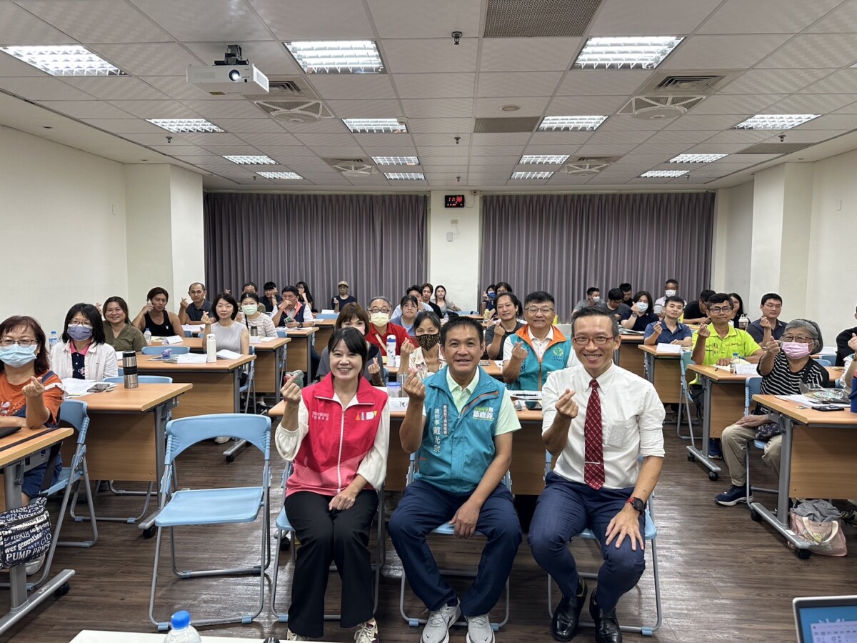 勞動力發展署雲嘉南分署朴子就業中心攜手嘉義縣工商發展投資策進會，守護嘉義縣勞工權益與產業動能。（圖/朴子就業中心提供）