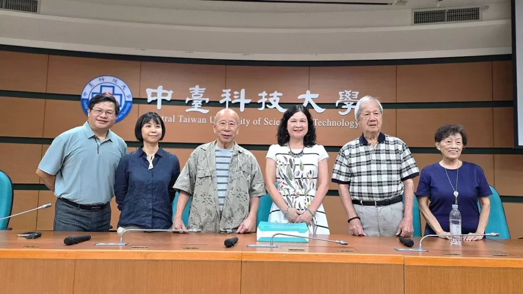 中臺科技大學文教事業經營研究所主辦「藝術入校系列講座」,講座最後進行Q&A交流。(圖/陳惠玲攝影)