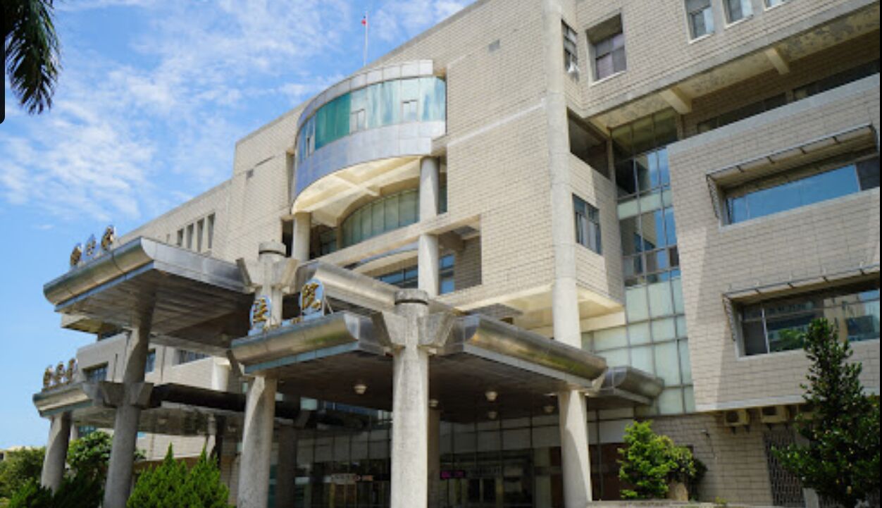 懷疑老婆出軌找徵信社「當街截車」 人夫抓姦失敗反遭提告強制罪 234 懷疑老婆出軌找徵信社「當街截車」 人夫抓姦失敗反遭提告強制罪 233