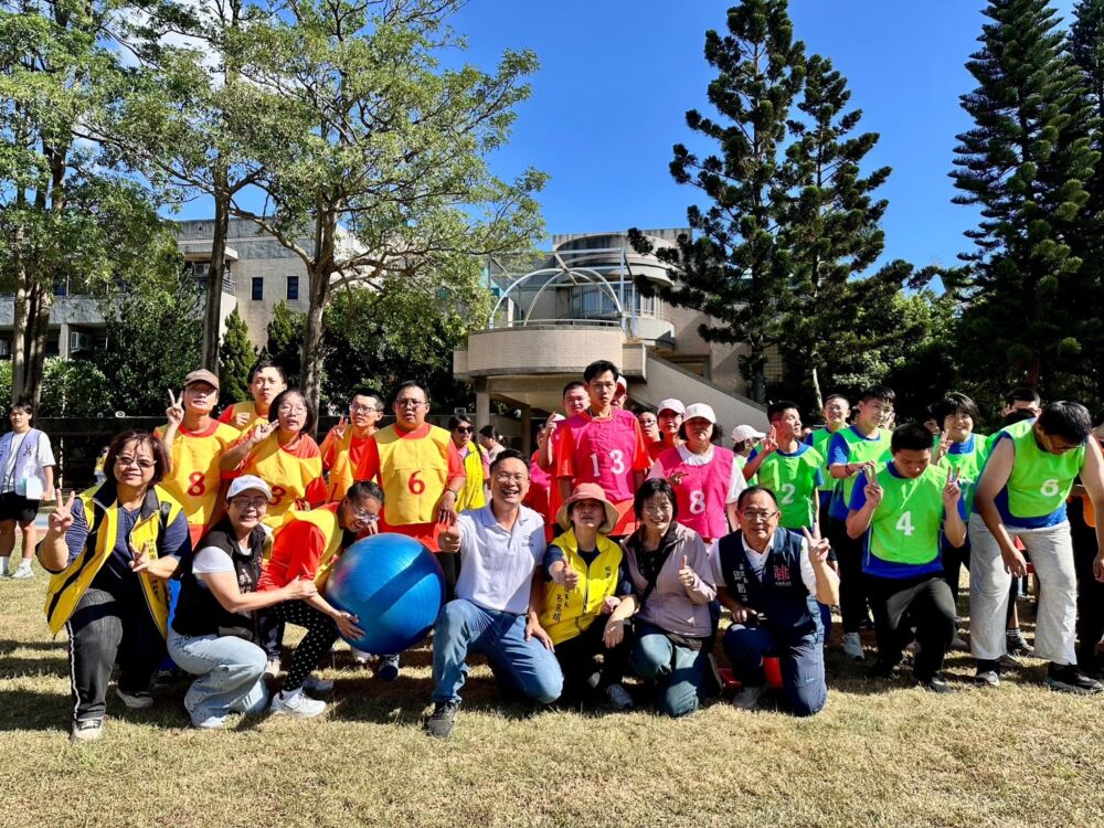 2度參與桃園身障親子運動會 蘇俊賓與學生同樂以行動力挺 238 2度參與桃園身障親子運動會 蘇俊賓與學生同樂以行動力挺 237