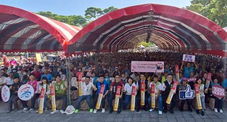 ▲鳳山推健康老化、在地安老,重陽敬老活動展現市政成果。