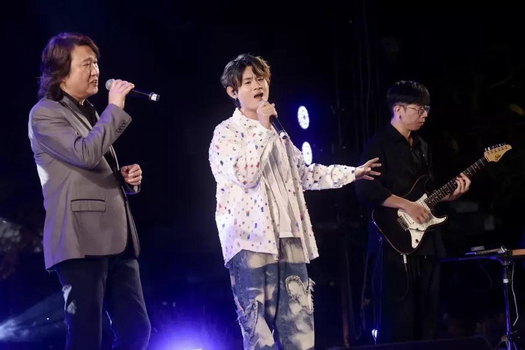 周治平𢹂吳胤呈同台飆唱 重溫民歌歲月情懷