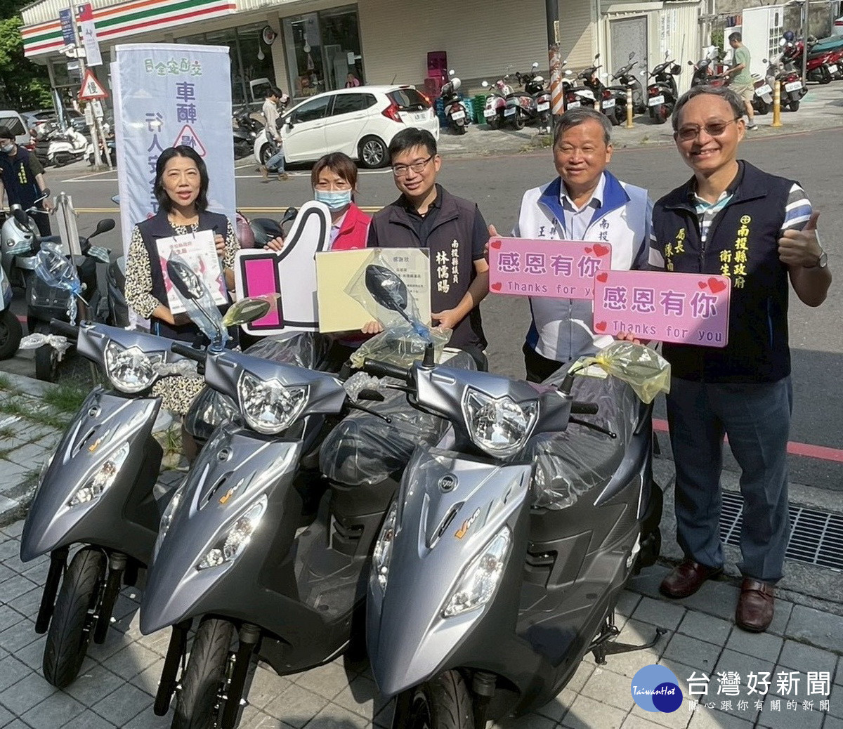 林議員爭取更換3部達27年的車。(林儒暘議員提供)