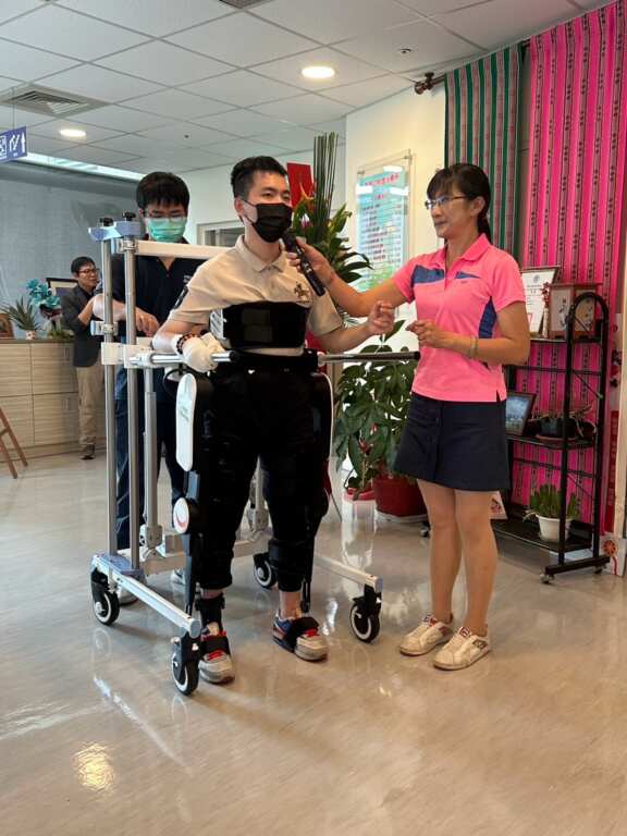 ▲埔里基督教醫院美門口物理治療所導入數據導向智能復健機器人系統,打造南投縣首座智能復健臨床示範場域。