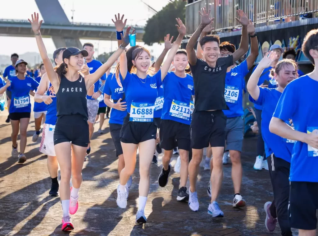 自6月開始積極備戰的寶礦力路跑大使安芝儇,跟隨Nike Run Club專業教練配速,成功挑戰4K初跑,並取得亮眼好成績