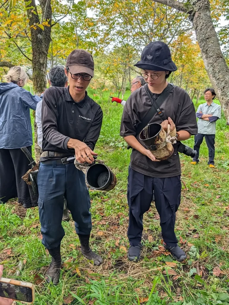 十月份的研修行程由雙方共同策劃，透過現地觀察與技術交流，團員深刻體驗岩手縣如何以技術研究支援傳統產業的永續發展。（圖/工藝中心提供）