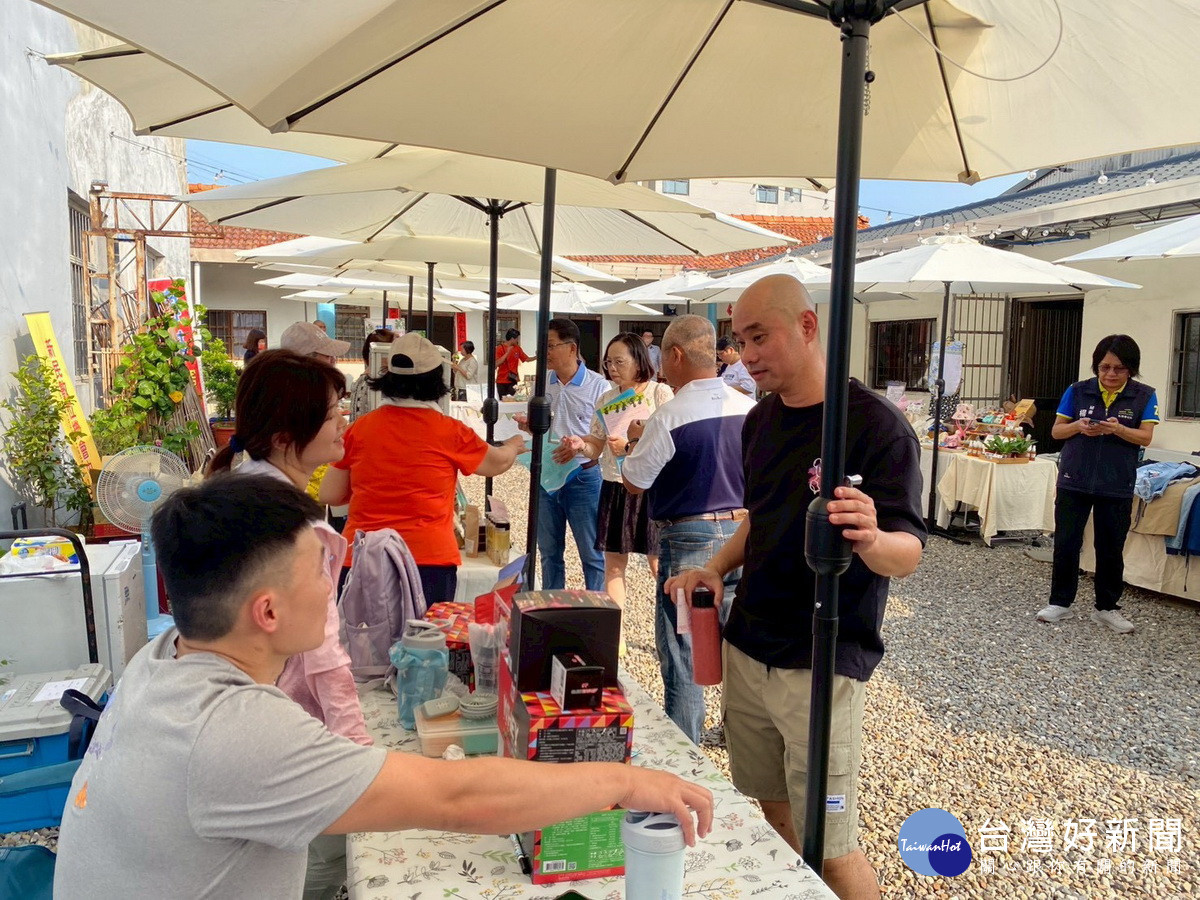 青創市集是近年社區趨勢。(青發所提供)