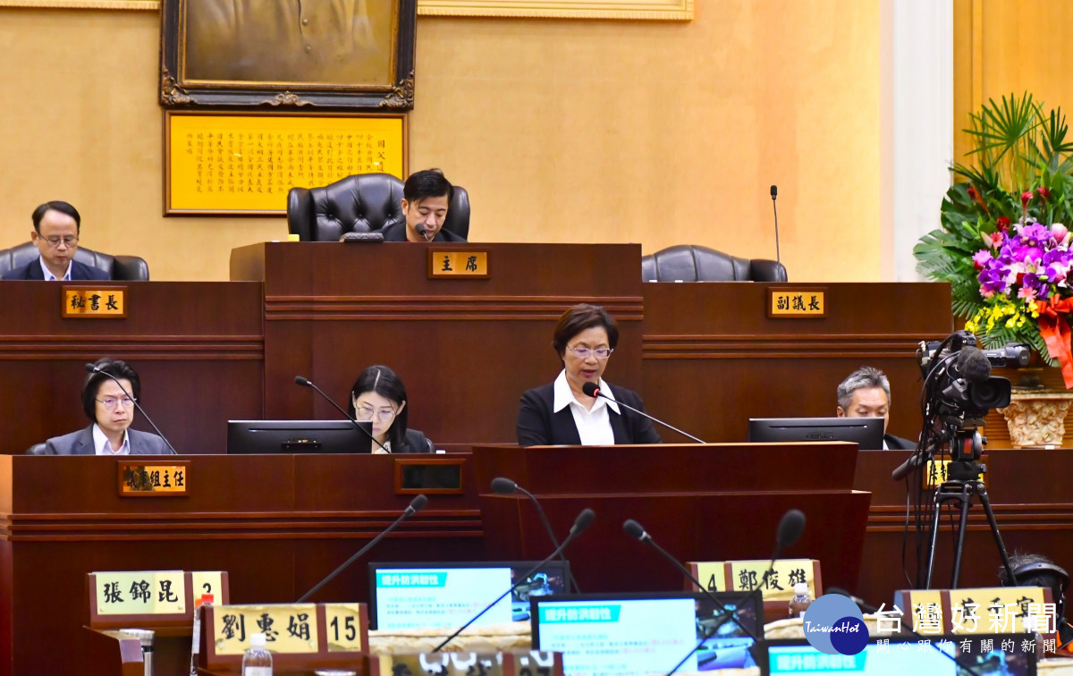 彰化縣長王惠美施政報告,設計展引領城市再造、建設與社福並進。圖/彰化縣政府提供