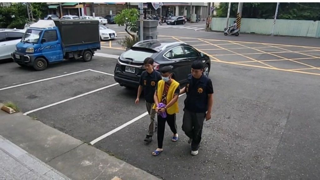 嘉義男臉書預告10/22火車站「鄭捷，我要超越你」-警怕來真的火速逮人