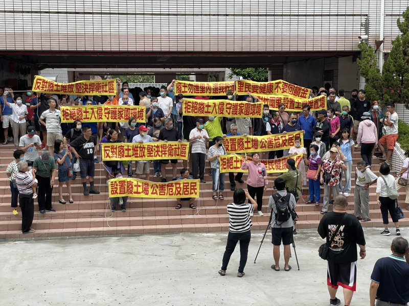 (民眾投稿)高雄岡山土方暫置場設置——政府的便宜,人民的代價